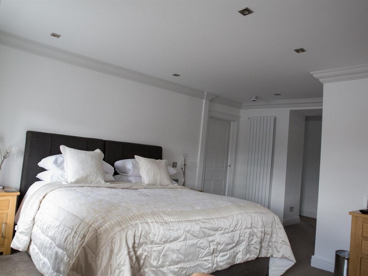 The Inn At Brough Brough  Екстер'єр фото