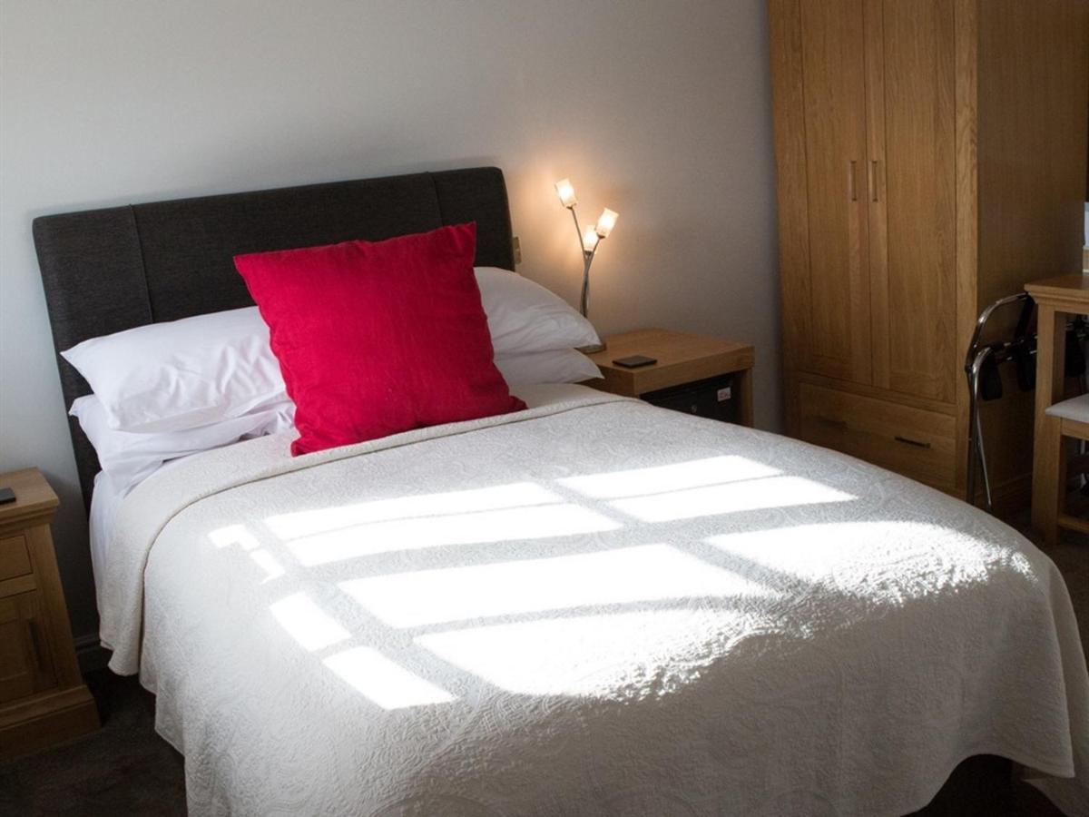 The Inn At Brough Brough  Екстер'єр фото